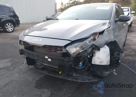 2024 Kia Forte Gt-Line из США, поврежденный, VIN 3KPF54AD1RE754002